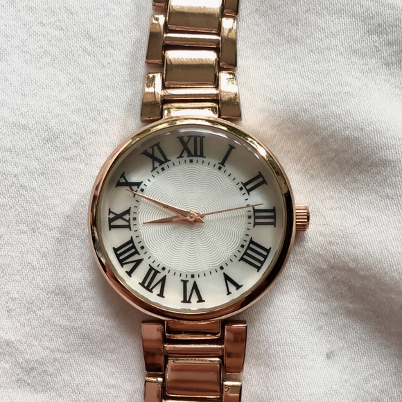 FREE W BUNDLE - Forever 21 Rose Gold Colored Watch w/ Pearly Face - Picture 5 of 12